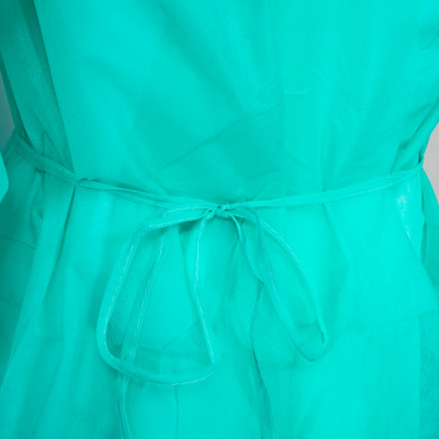Respirable sin pelusa no tejida de los vestidos disponibles del aislamiento para el hospital