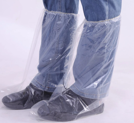 Las botas disponibles materiales del HDPE del PE cubren tamaño de la prenda impermeable los 40×45cm